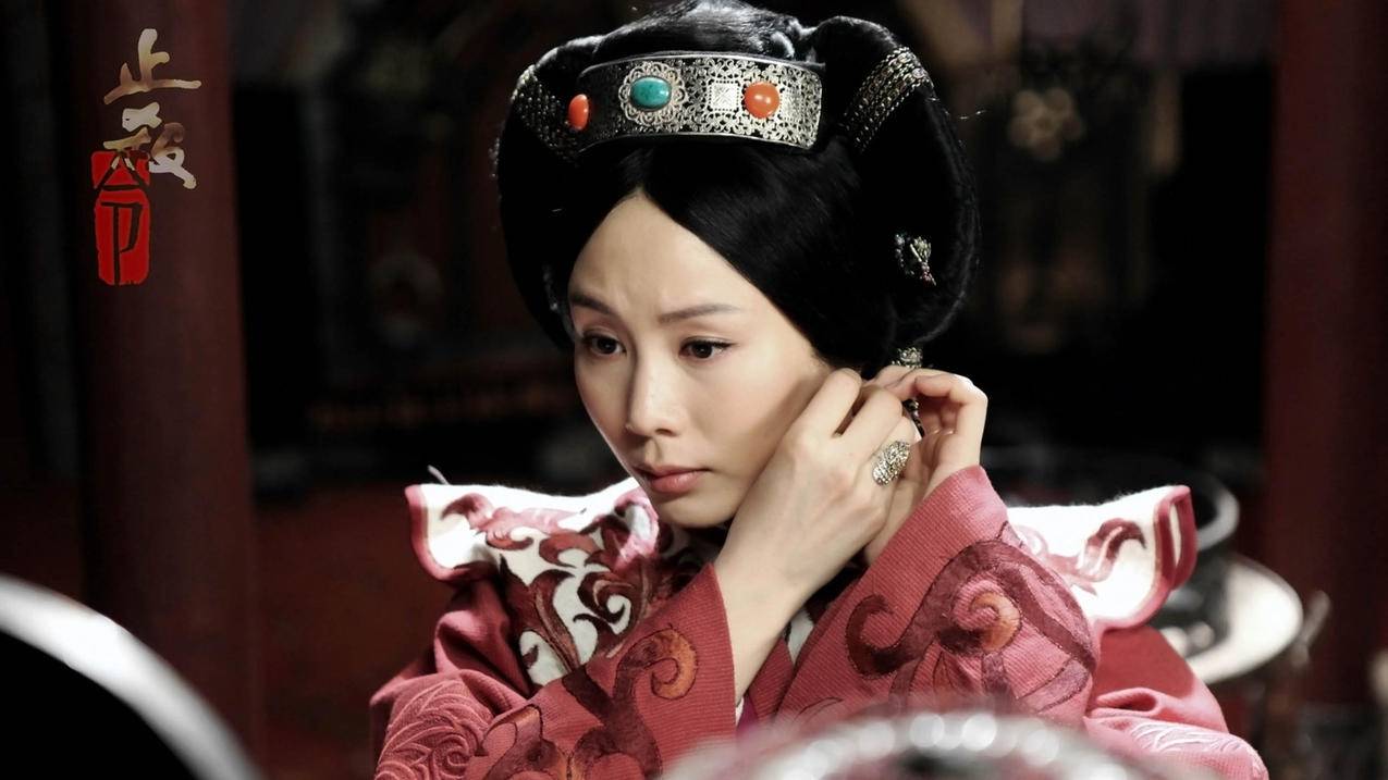 客服主管王小华